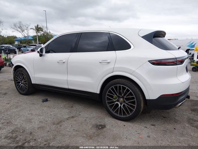 2019 Porsche Cayenne მანქანა იყიდება აუქციონზე, vin: WP1AA2AY0KDA11642, აუქციონის ნომერი: 44619164