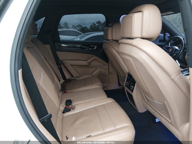 2019 Porsche Cayenne მანქანა იყიდება აუქციონზე, vin: WP1AA2AY0KDA11642, აუქციონის ნომერი: 44619164