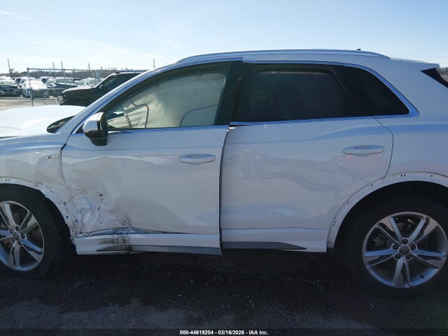 Aukcja sprzedaży 2020 Audi Q3 Premium 45 Tfsi S Line Quattro Tiptronic, vin: WA1DECF33L1018720, numer aukcji: 44619204