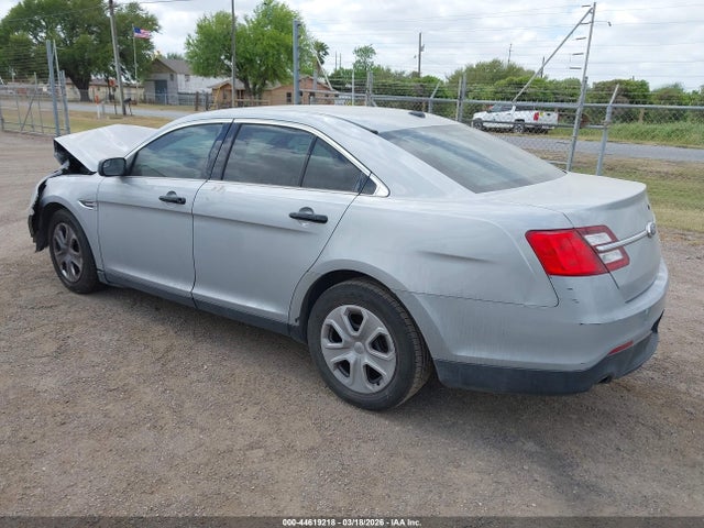 2015 Ford Police Interceptor მანქანა იყიდება აუქციონზე, vin: 1FAHP2L85FG204231, აუქციონის ნომერი: 44619218