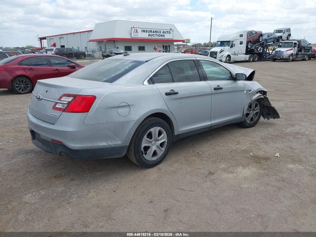 2015 Ford Police Interceptor მანქანა იყიდება აუქციონზე, vin: 1FAHP2L85FG204231, აუქციონის ნომერი: 44619218