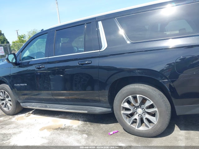 1GNSCCKD9MR390235 Chevrolet Suburban 2wd Lt