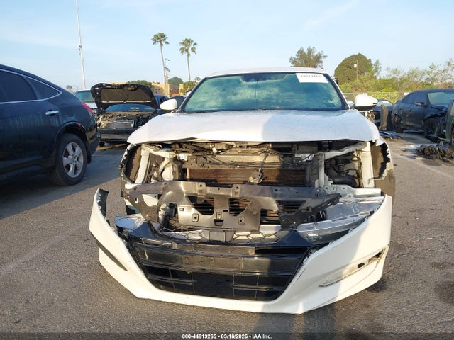 1HGCV1F10KA133313 Honda ACCORD LX