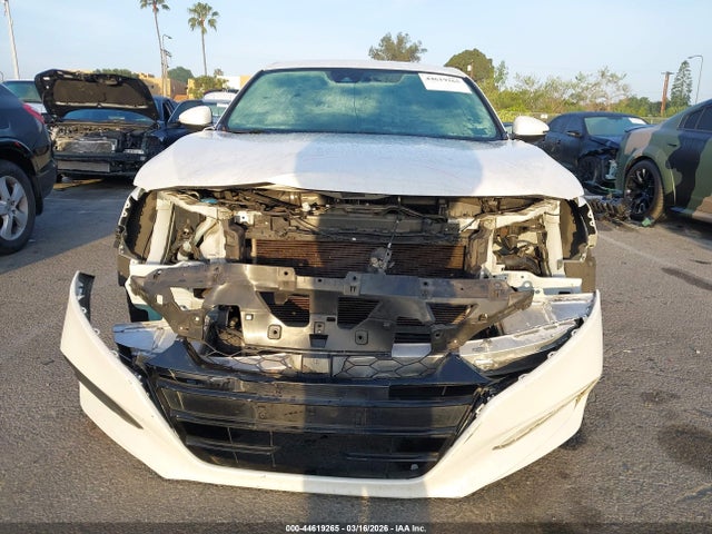 1HGCV1F10KA133313 Honda ACCORD LX