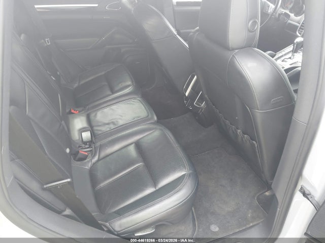 2011 PORSCHE CAYENNE WP1AB2A26BLA51447 Photo 7