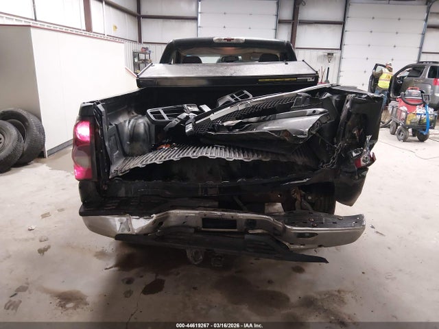 Продажа на аукционе авто 2004 Chevrolet Silverado 1500 Ls, vin: 1GCEC14TX4Z334142, номер лота: 44619267