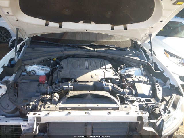 SADCJ2BV6HA065606 Jaguar F-pace 35t Premium