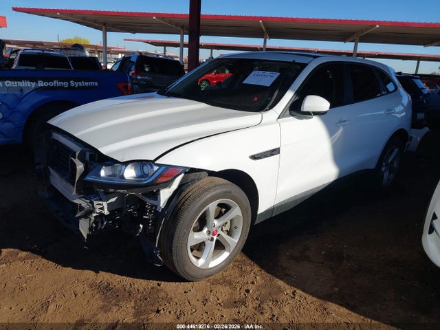 SADCJ2BV6HA065606 Jaguar F-pace 35t Premium