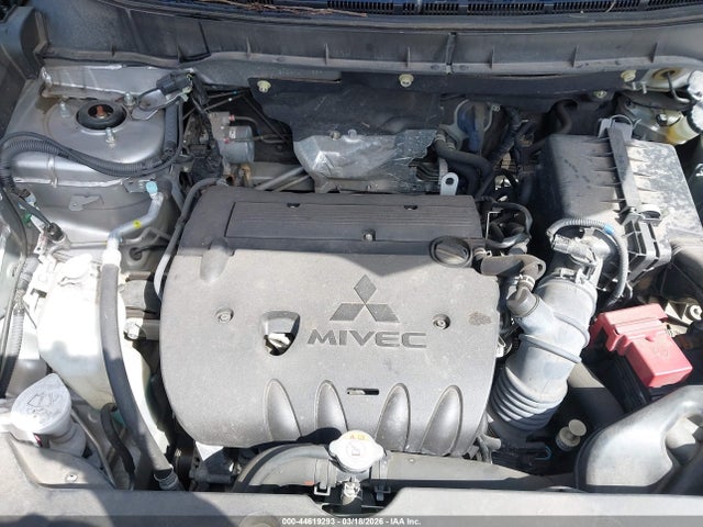 2019 MITSUBISHI OUTLANDER SPORT JA4AR3AU2KU000889 Photo 9