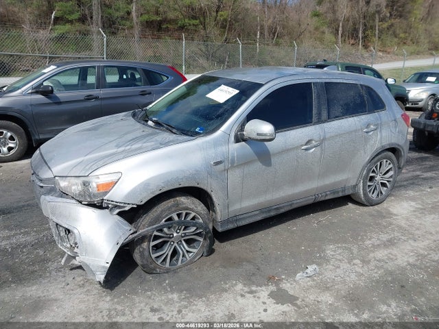 2019 MITSUBISHI OUTLANDER SPORT JA4AR3AU2KU000889 Photo 1