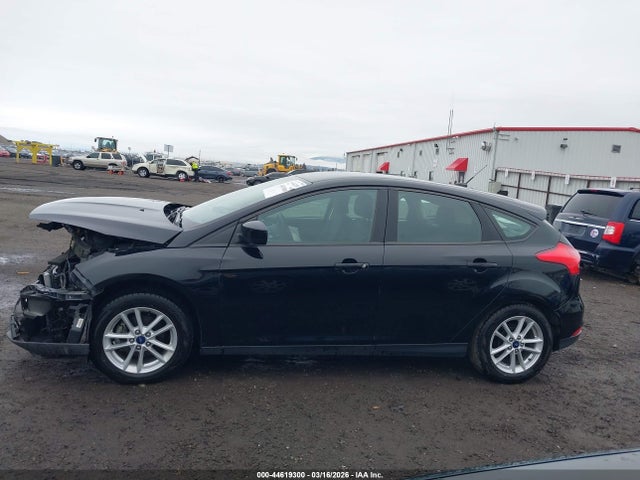 Ford FOCUS SE 2018 1FADP3K27JL300962 Image 14