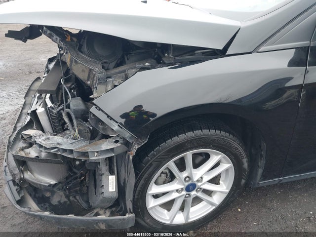 Ford FOCUS SE 2018 1FADP3K27JL300962 Image 20