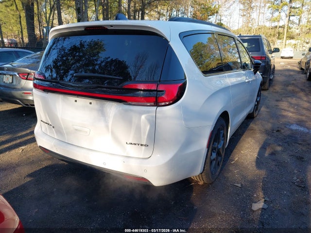 2025 CHRYSLER PACIFICA 2C4RC1GG0SR569477 Photo 3