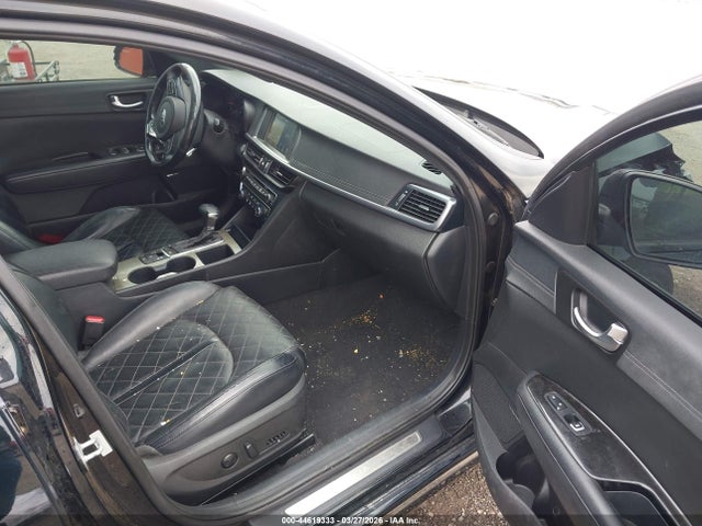 Auction sale of the 2016 Kia Optima Sxl Turbo, vin: 5XXGV4L21GG094256, lot number: 44619333