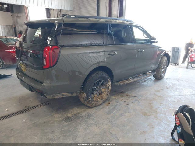 Продажа на аукционе авто 2025 Ford Expedition Tremor, vin: 1FMJU1RG2SEA00646, номер лота: 44619387