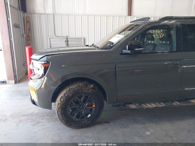 Продажа на аукционе авто 2025 Ford Expedition Tremor, vin: 1FMJU1RG2SEA00646, номер лота: 44619387