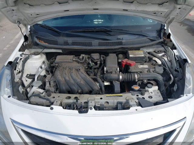 3N1CN7AP5FL824996 Nissan Versa 1.6 S