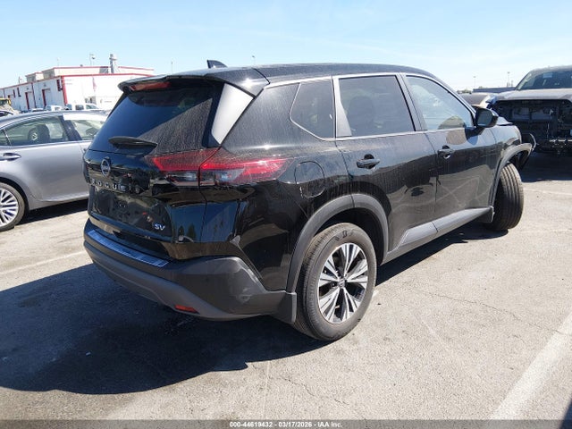 JN8BT3BA4PW419214 Nissan Rogue Sv Fwd