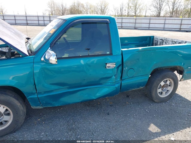 1995 Gmc Sierra C1500 მანქანა იყიდება აუქციონზე, vin: 1GTEC14H4SZ529128, აუქციონის ნომერი: 44619442