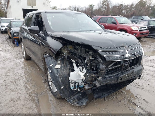Продаж на аукціоні авто 2024 Mitsubishi Outlander Es 2.5 S-awc, vin: JA4J4UA81RZ071800, номер лоту: 44619445