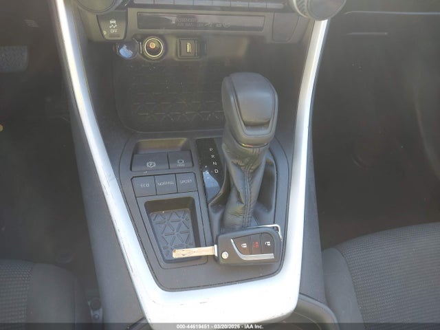 2T3H1RFV6MC159874 Toyota RAV4 LE