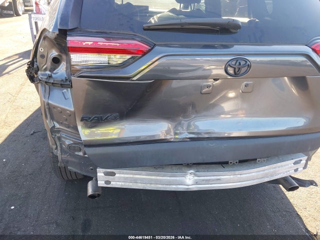 2T3H1RFV6MC159874 Toyota RAV4 LE