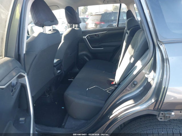 2T3H1RFV6MC159874 Toyota RAV4 LE