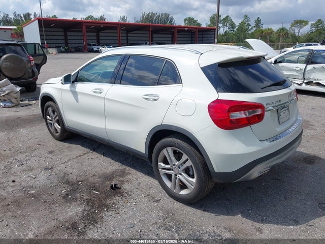 44619465 :رقم المزاد ، WDCTG4EB7GJ202407 vin ، 2016 Mercedes-benz Gla 250 مزاد بيع