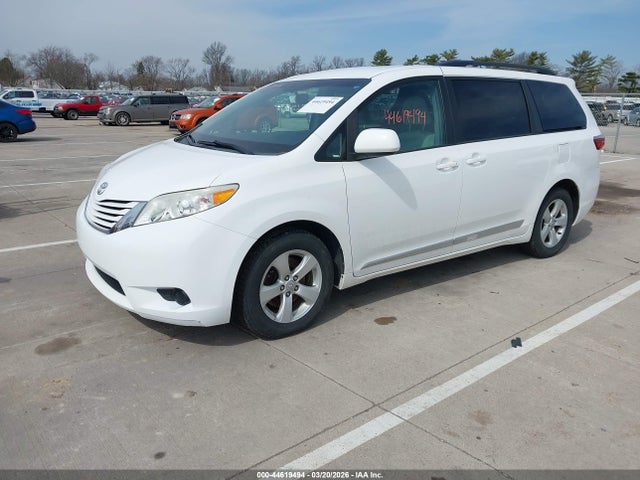 5TDKK3DC9FS545838 Toyota Sienna Le 8 Passenger