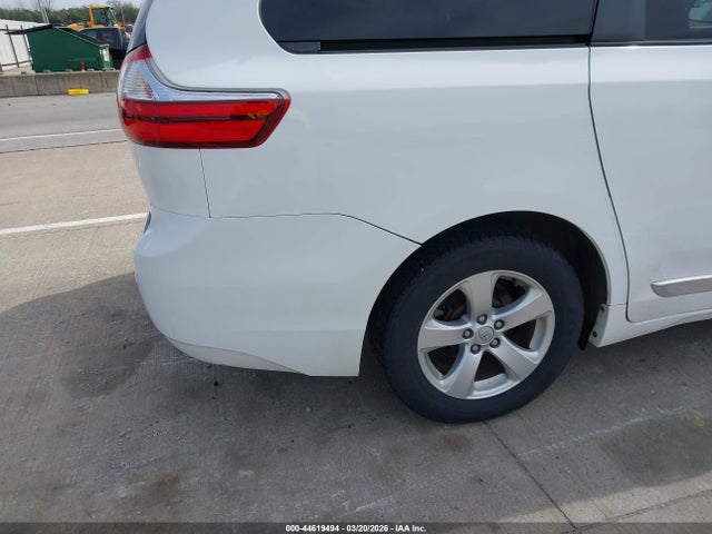 5TDKK3DC9FS545838 Toyota Sienna Le 8 Passenger