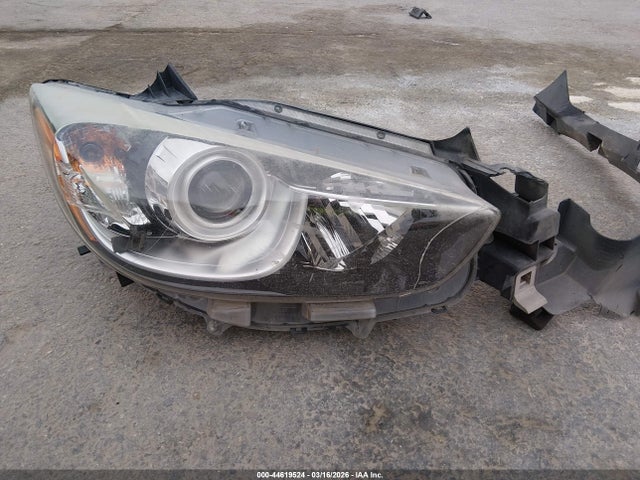 44619524 :رقم المزاد ، JM3KE2DY0F0460801 vin ، 2015 Mazda Cx-5 Grand Touring مزاد بيع