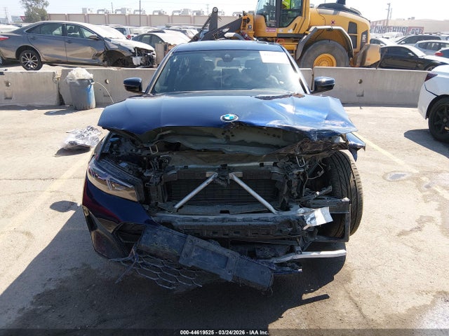 Продажа на аукционе авто 2023 Bmw 330i, vin: 3MW69FF02P8D62192, номер лота: 44619525