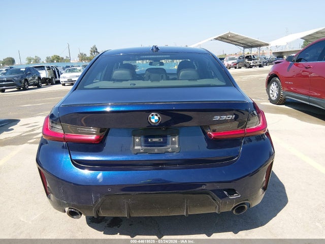 Продажа на аукционе авто 2023 Bmw 330i, vin: 3MW69FF02P8D62192, номер лота: 44619525