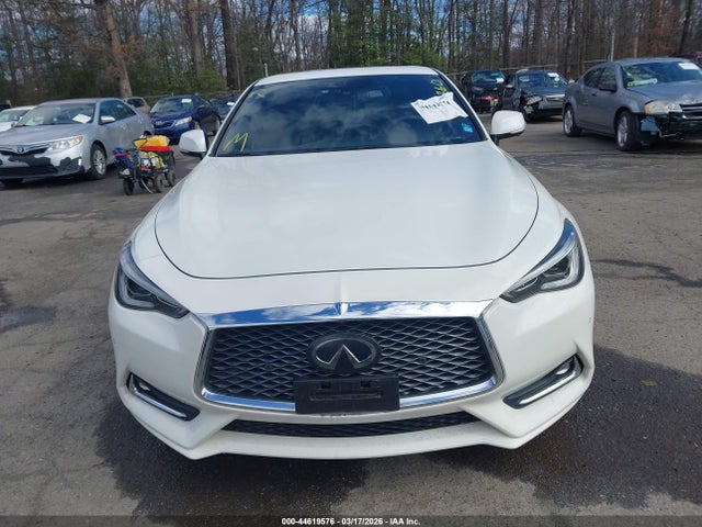 44619576 :رقم المزاد ، JN1EV7EL3LM380163 vin ، 2020 Infiniti Q60 Luxe Awd مزاد بيع