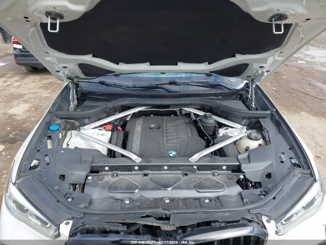 2019 BMW X5 5UXCR6C52KLL04685 Photo 9