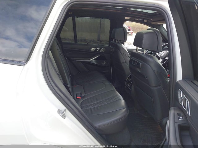 2019 BMW X5 5UXCR6C52KLL04685 Photo 7