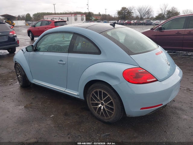 2014 VOLKSWAGEN BEETLE 3VWJP7AT5EM612083 Photo 2