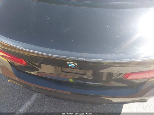 44619621 :رقم المزاد ، WBA8E9G50GNU28672 vin ، 2016 Bmw 328i مزاد بيع