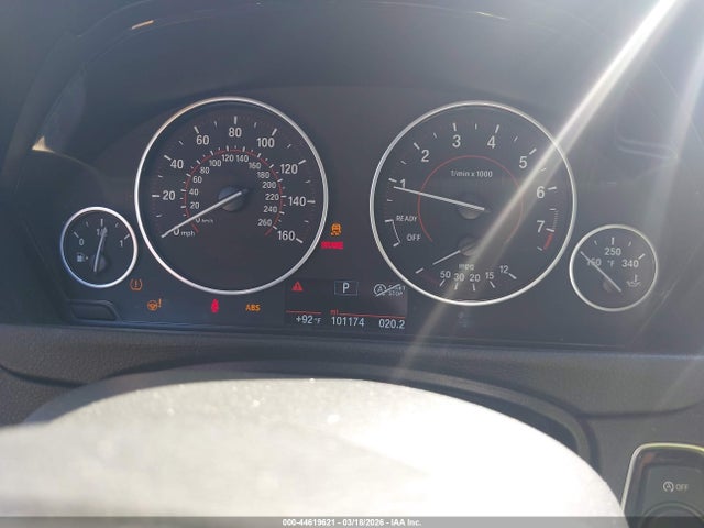 44619621 :رقم المزاد ، WBA8E9G50GNU28672 vin ، 2016 Bmw 328i مزاد بيع