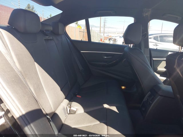 44619621 :رقم المزاد ، WBA8E9G50GNU28672 vin ، 2016 Bmw 328i مزاد بيع