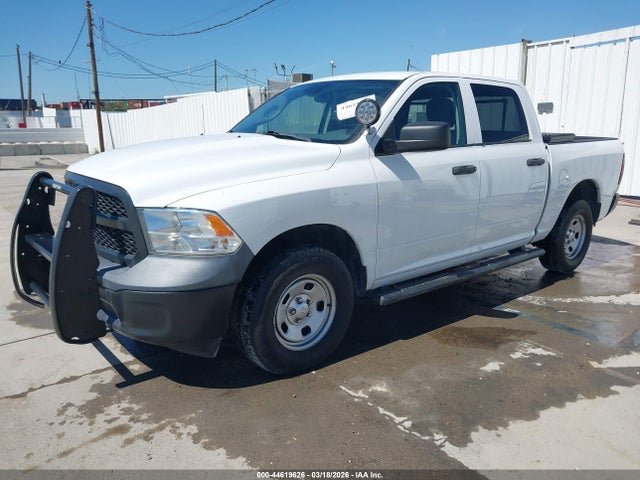 RAM 1500 Classic 2019 1C6RR7XT1KS739723 Image 2