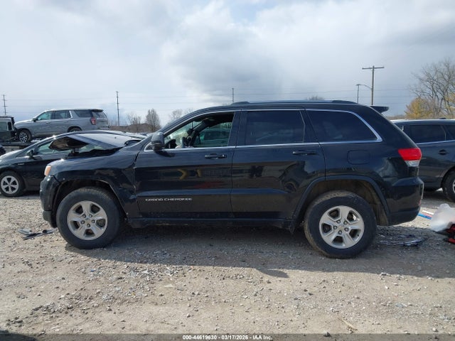 Auction sale of the 2015 Jeep Grand Cherokee Laredo, vin: 1C4RJFAG0FC230163, lot number: 44619630