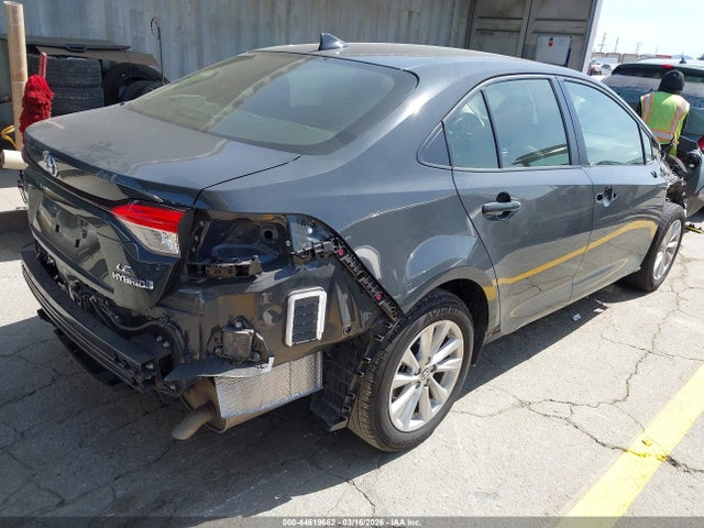 Toyota Corolla Hybrid Le 2024 JTDBCMFE4R3030916 Image 4