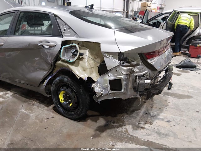 2023 Hyundai Elantra Se მანქანა იყიდება აუქციონზე, vin: KMHLL4AG4PU542367, აუქციონის ნომერი: 44619676