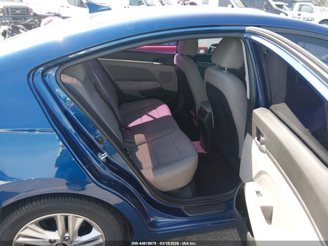 5NPD84LF1KH461800 Hyundai ELANTRA SEL