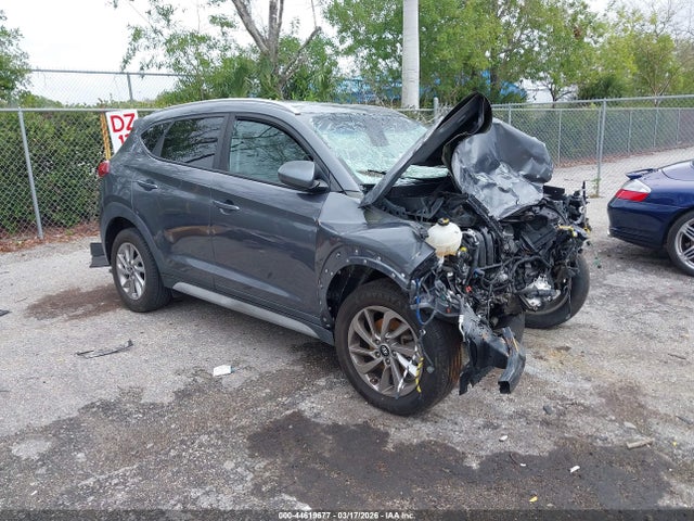 2018 HYUNDAI TUCSON KM8J33A46JU785466