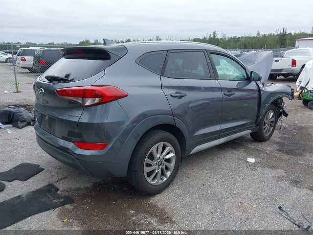 2018 HYUNDAI TUCSON KM8J33A46JU785466 Photo 3