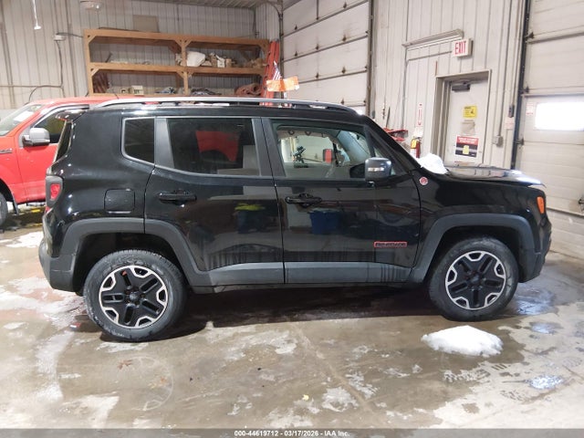 Продажа на аукционе авто 2015 Jeep Renegade Trailhawk, vin: ZACCJBCT9FPB28316, номер лота: 44619712
