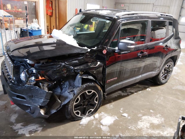 Продажа на аукционе авто 2015 Jeep Renegade Trailhawk, vin: ZACCJBCT9FPB28316, номер лота: 44619712