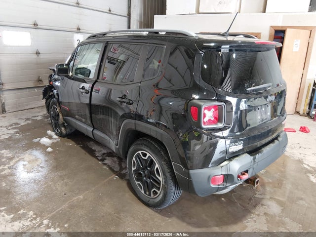 Продажа на аукционе авто 2015 Jeep Renegade Trailhawk, vin: ZACCJBCT9FPB28316, номер лота: 44619712